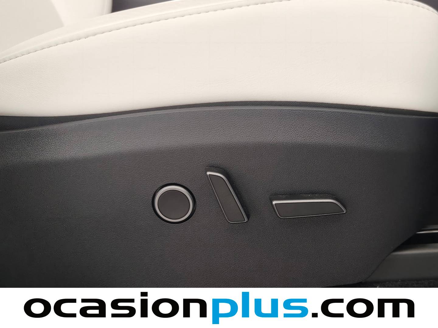 Foto Tesla Model Y Tesla Model Y Tracción Trasera RWD (347 CV)