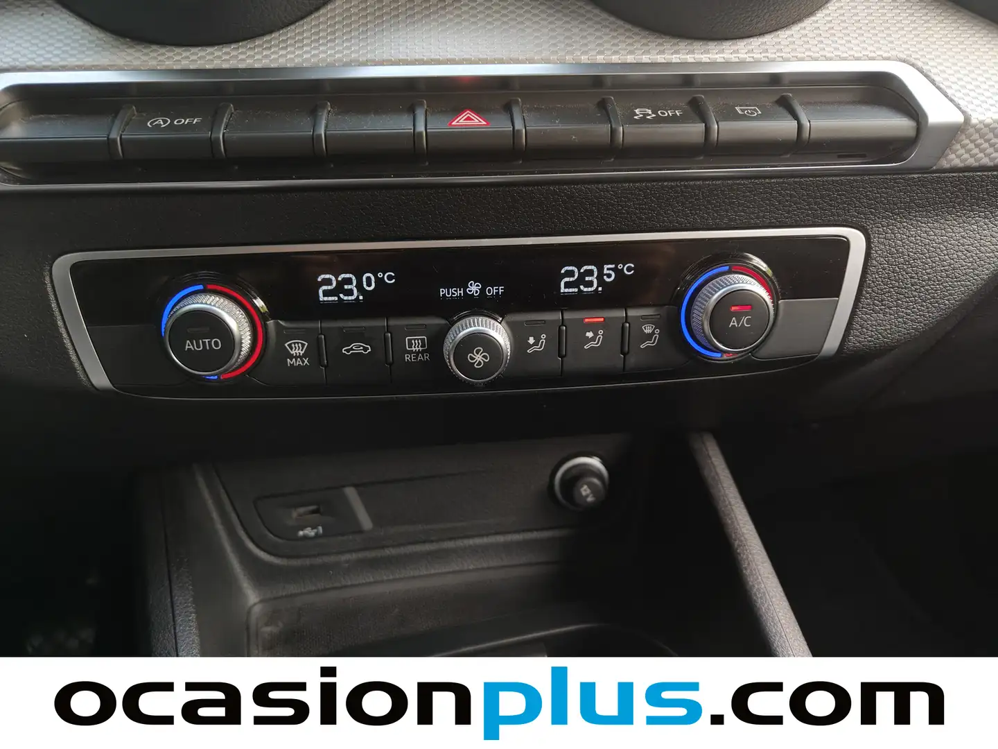 Foto Audi Q2 Audi Q2 Advanced 30 TDI  (116 CV)