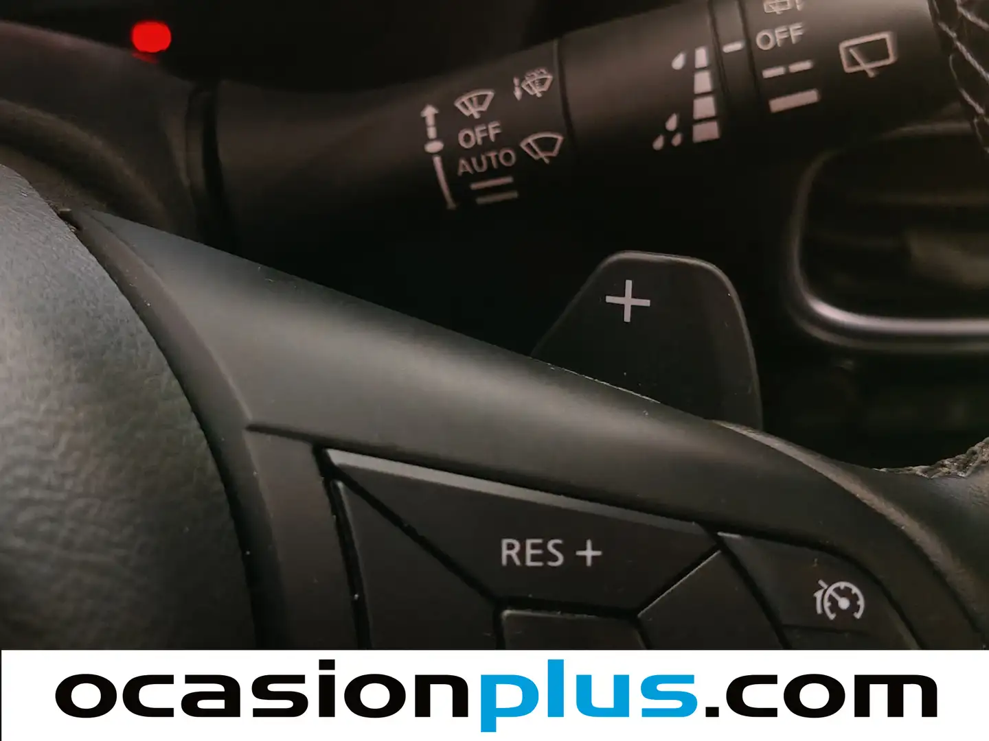 Foto Nissan JUKE Nissan Juke DIG-T N-Connecta 4x2 DCT (114 CV)