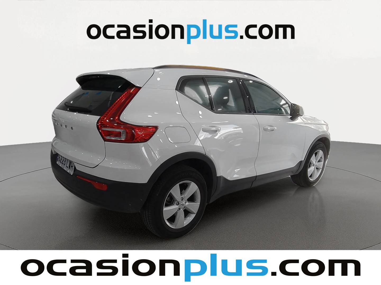 Foto Volvo XC40 Volvo XC40 T2 Momentum Core Auto (129 CV)