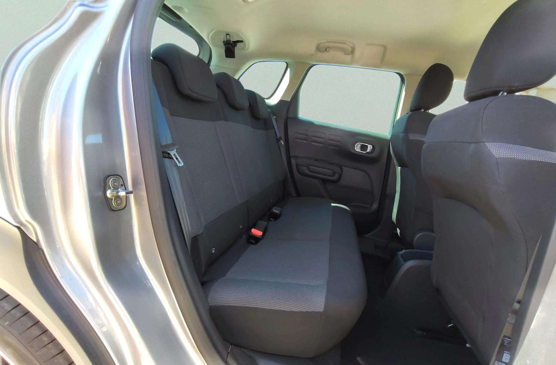 Citroën C3 Aircross PureTech 110 Plus - foto 18