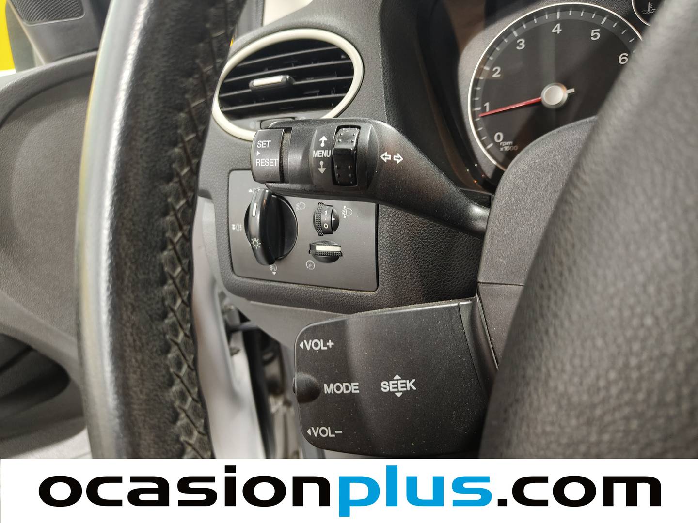 Extras y acabados del Ford Focus Ford Focus 1.6 Sport (115 CV)