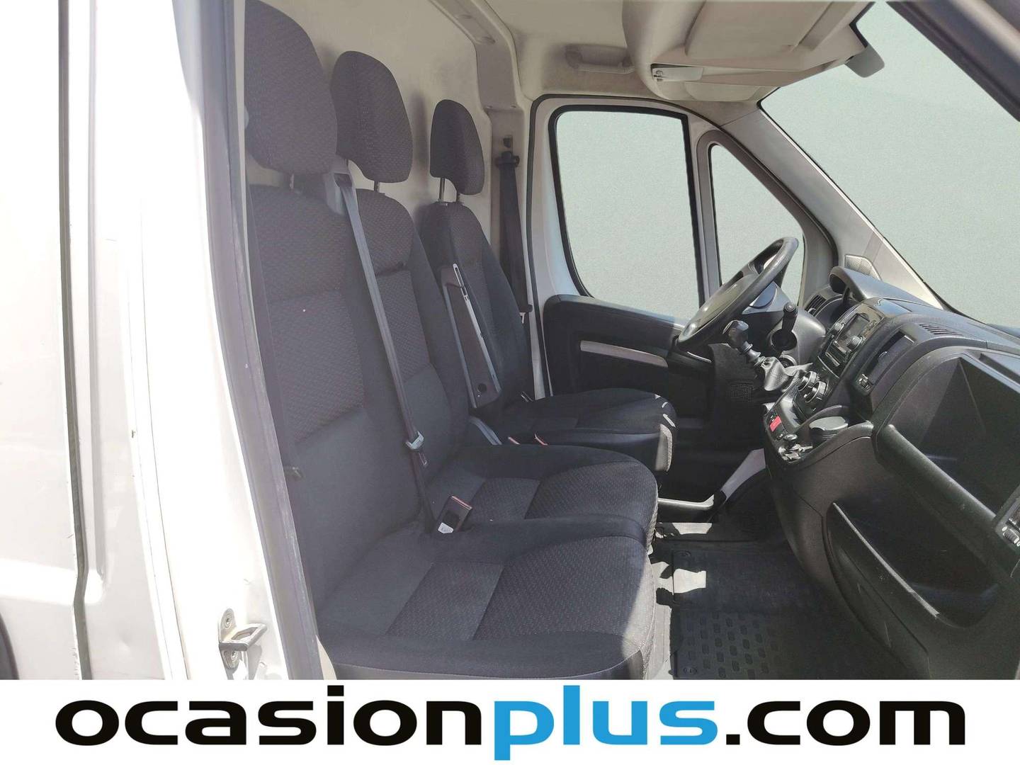 Peugeot Boxer Peugeot Boxer Furgon BlueHDi 140 S&S Pack 335 L2H2 (140 CV) km 0