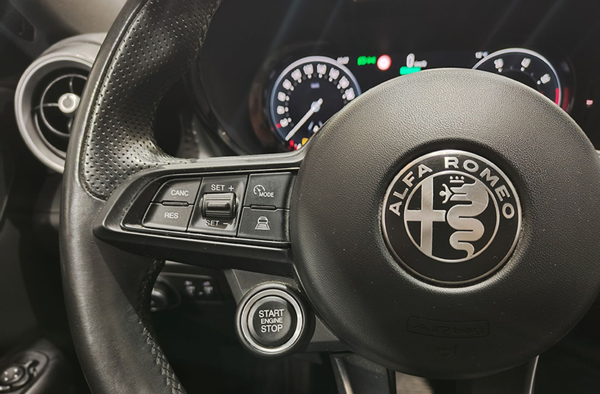 Alfa Romeo Tonale 1.5 MHEV Sprint FWD - foto 26