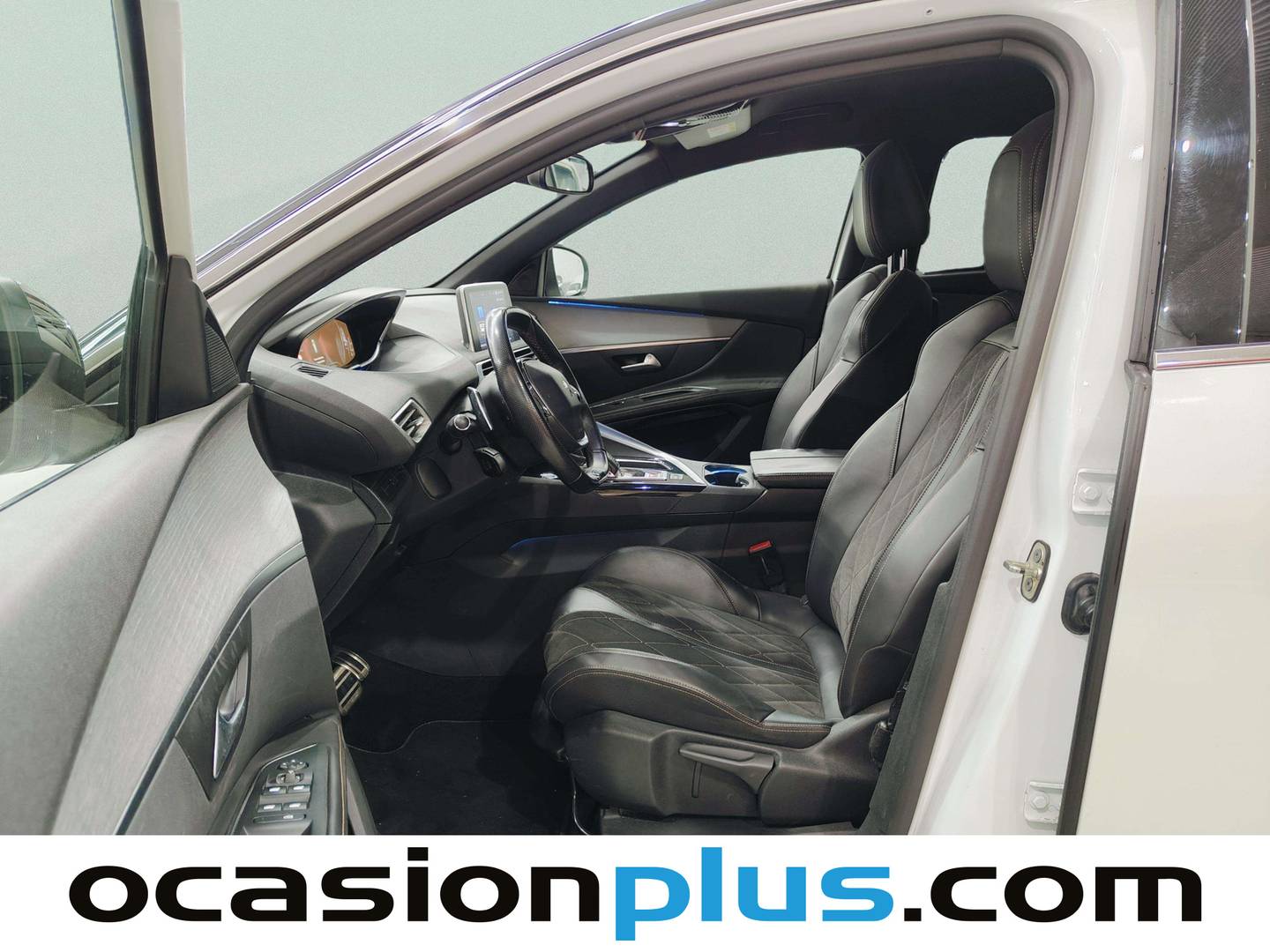 Foto asientos delanteros Peugeot 5008 Peugeot 5008 BlueHDi 180 S&S GT EAT8 (180 CV) 7 PLAZAS