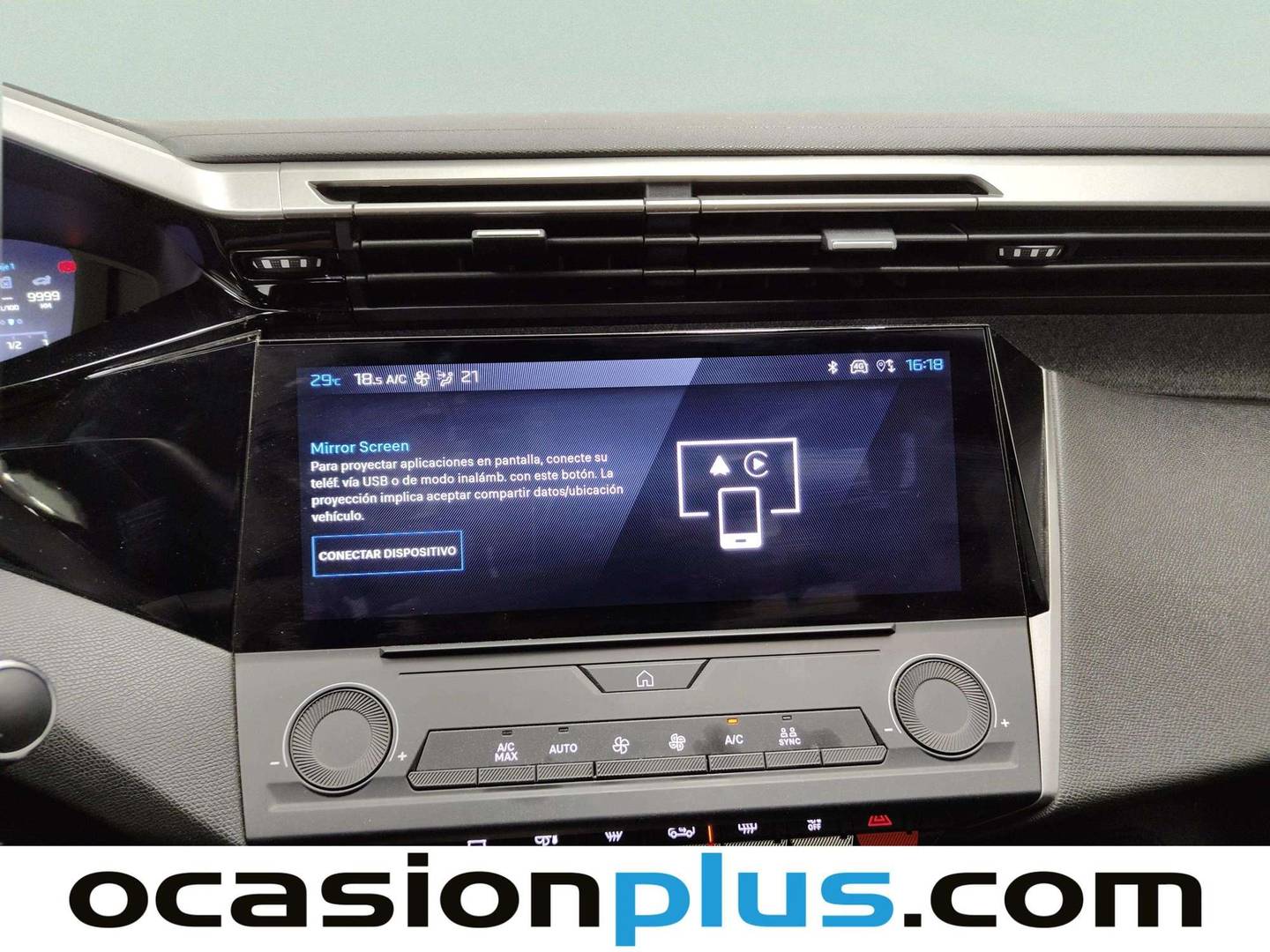 Extras y acabados del Peugeot 408 Peugeot 408 Allure Hybrid 145 eDCS6 (145 CV)
