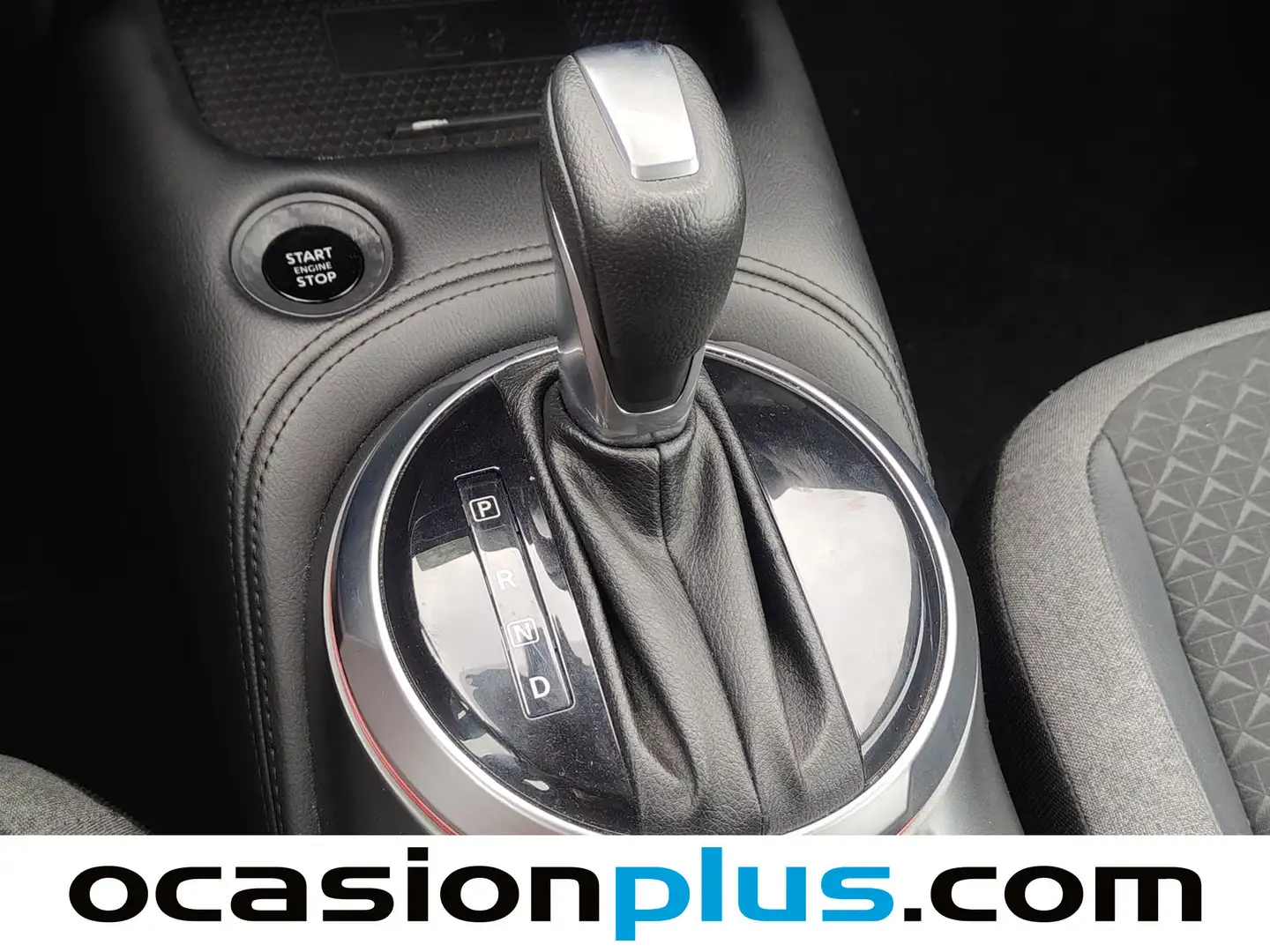 Foto Nissan JUKE Nissan Juke DIG-T N-Connecta 4x2 DCT (114 CV)