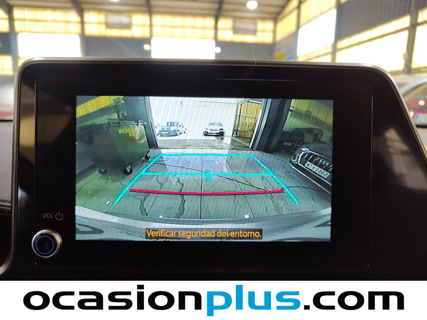 Equipamiento del Toyota C-HR Toyota C-HR 1.8 125H Advance (122 CV)