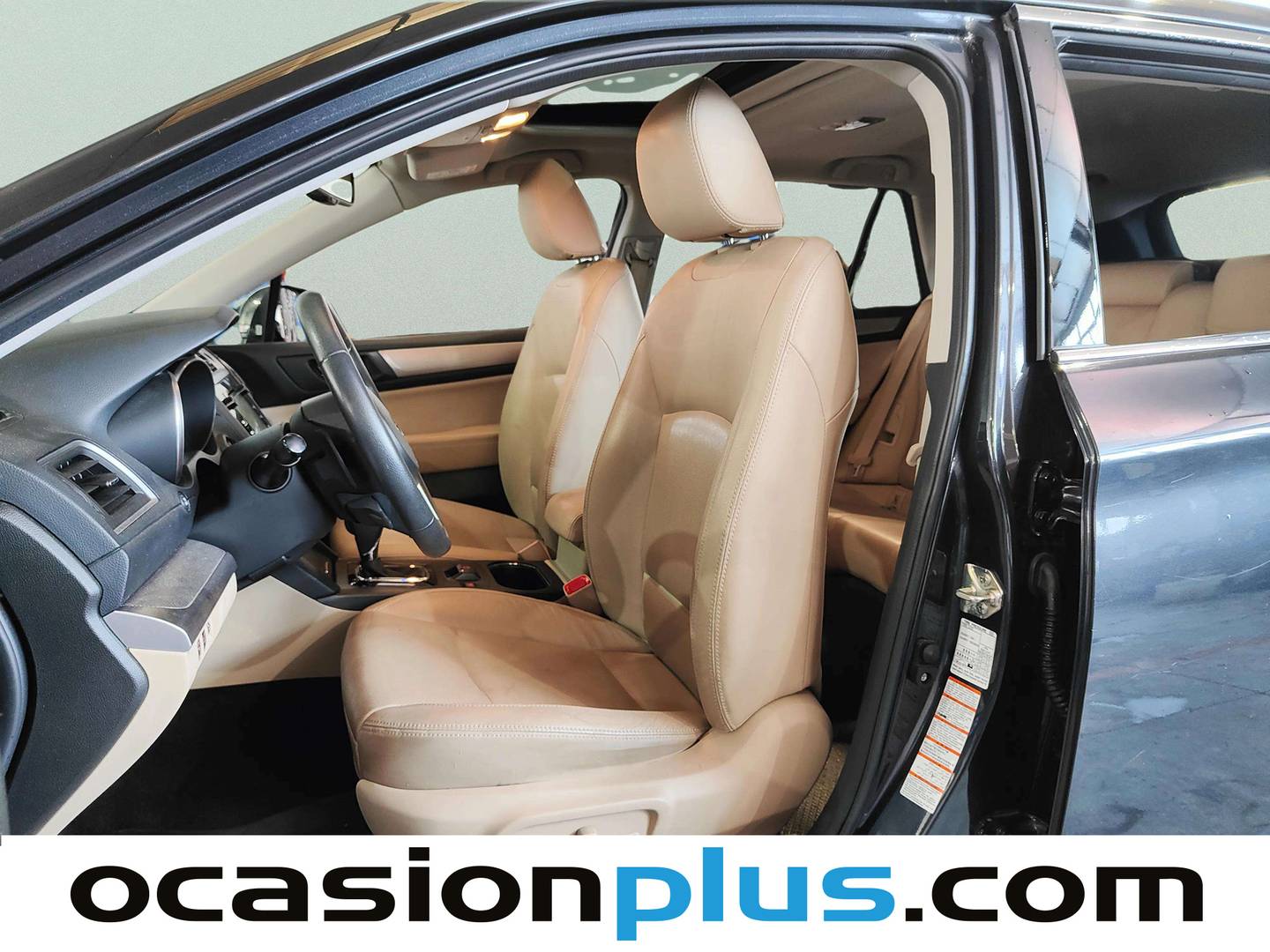 Foto asientos delanteros Subaru Outback Subaru Outback 2.0 TD Executive Plus CVT Lineartron AWD (150 CV)