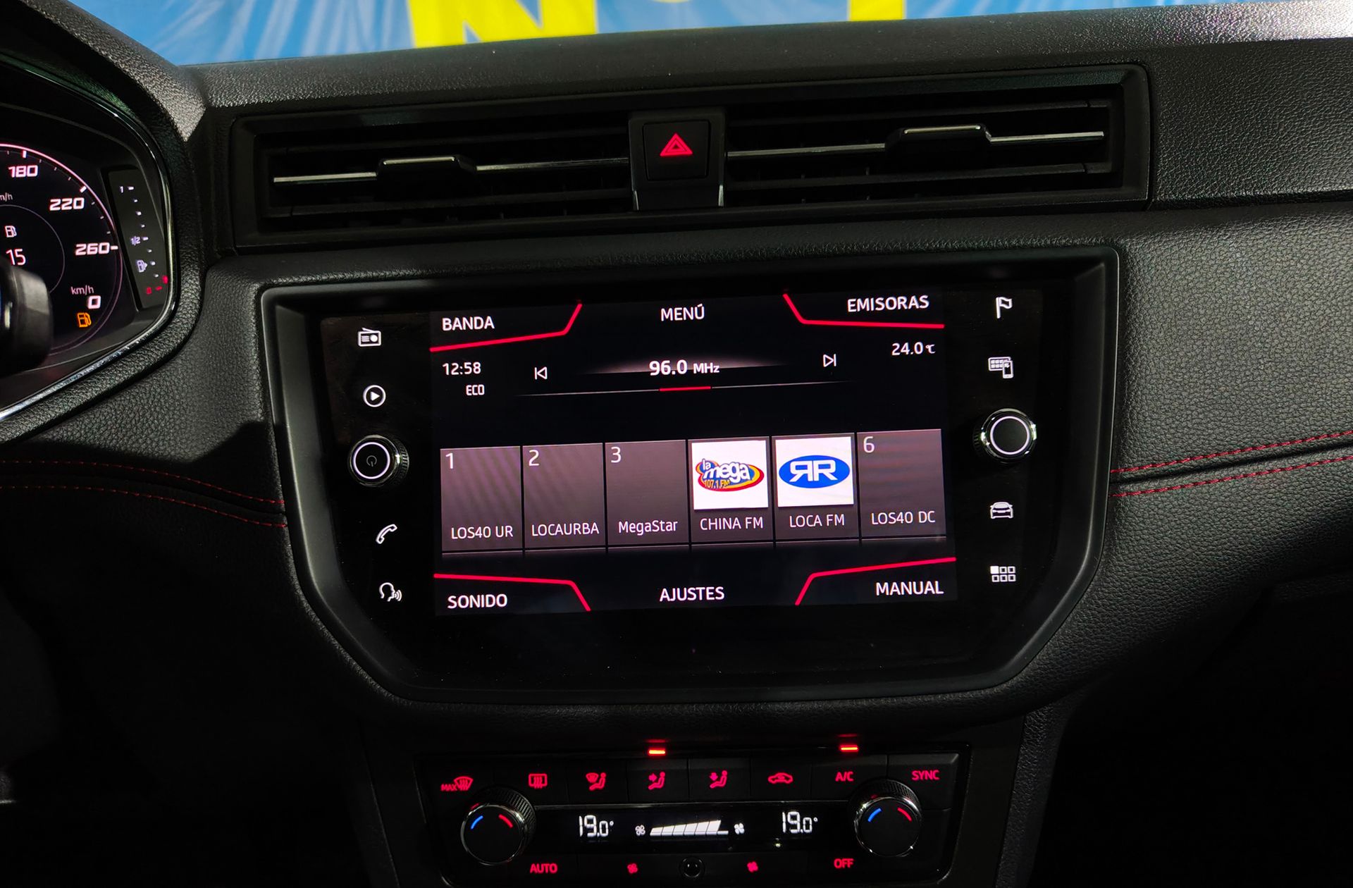 SEAT Arona 1.0 TSI Ecomotive FR Edition - foto 32