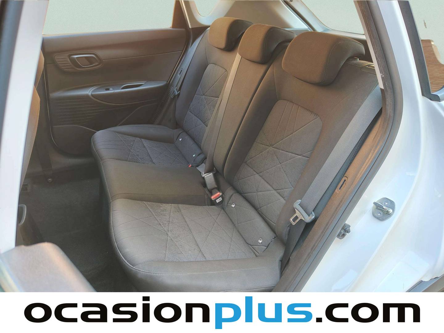 Foto asientos traseros Hyundai Bayon Hyundai Bayon 1.0 TGDI 48V Maxx (100 CV)