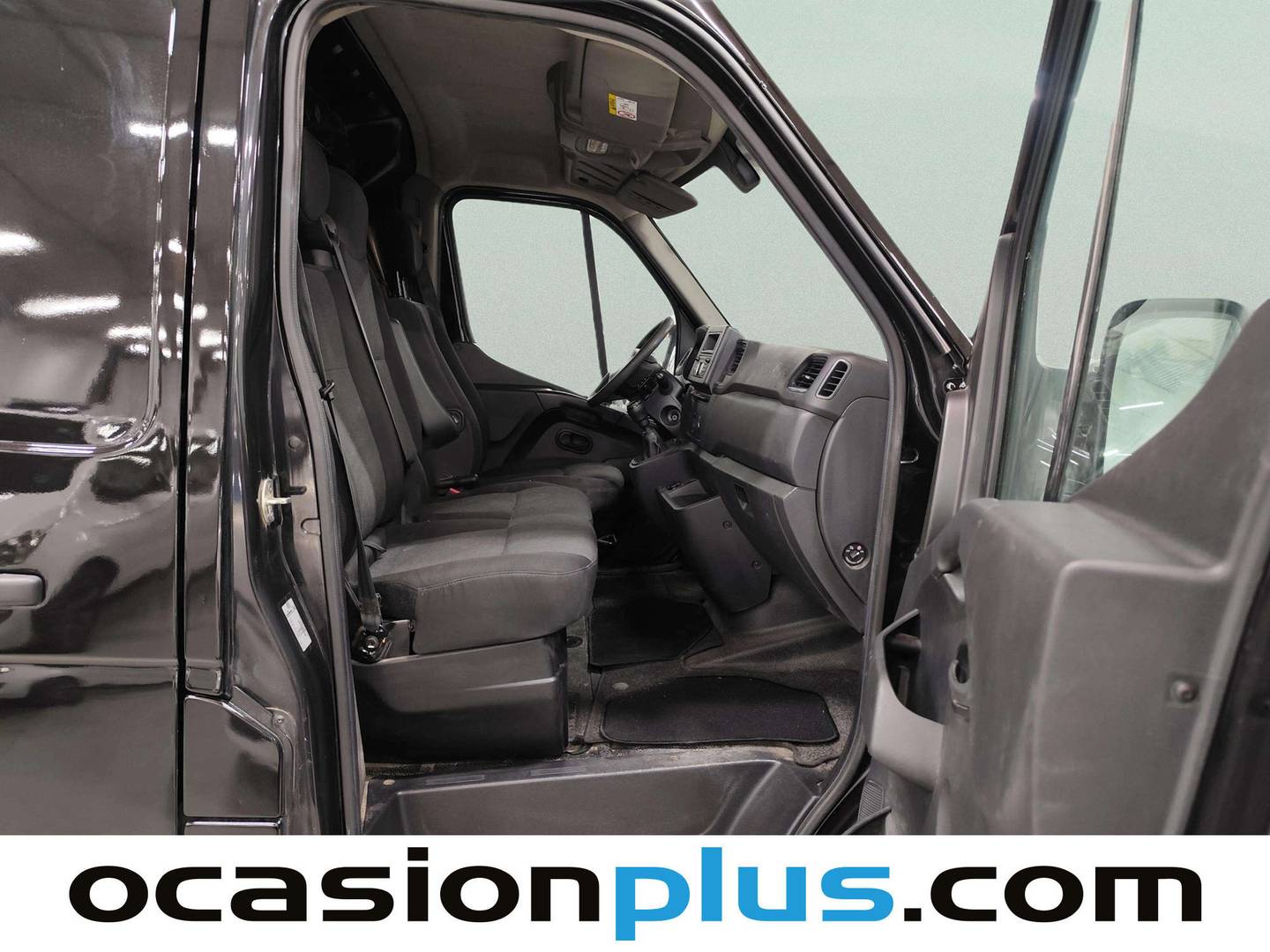 Fotos maletero Nissan Interstar Nissan Interstar Furgon 2.3 dCi L3H2 3,5T FWD GO (135 CV)