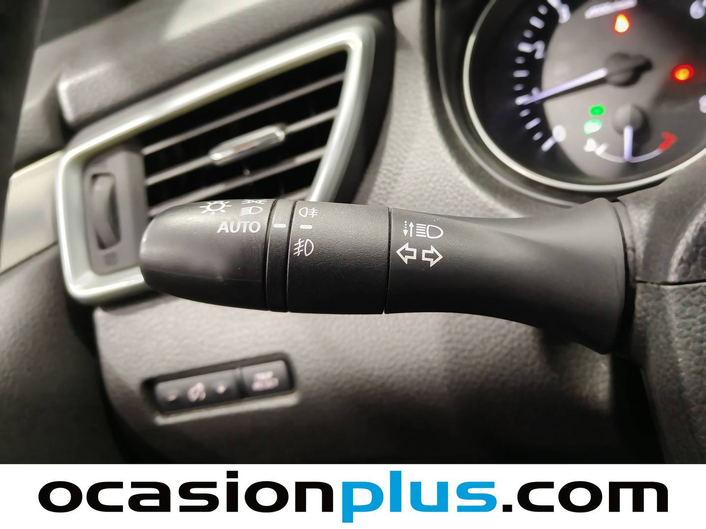 Nissan QASHQAI Nissan Qashqai DIG-T 140 N-Connecta (140 CV) de segunda mano