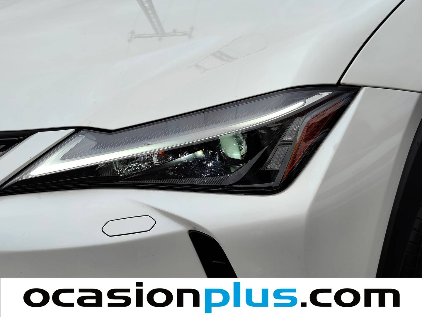 Acabados Lexus UX Lexus UX 250h Premium (184 CV)