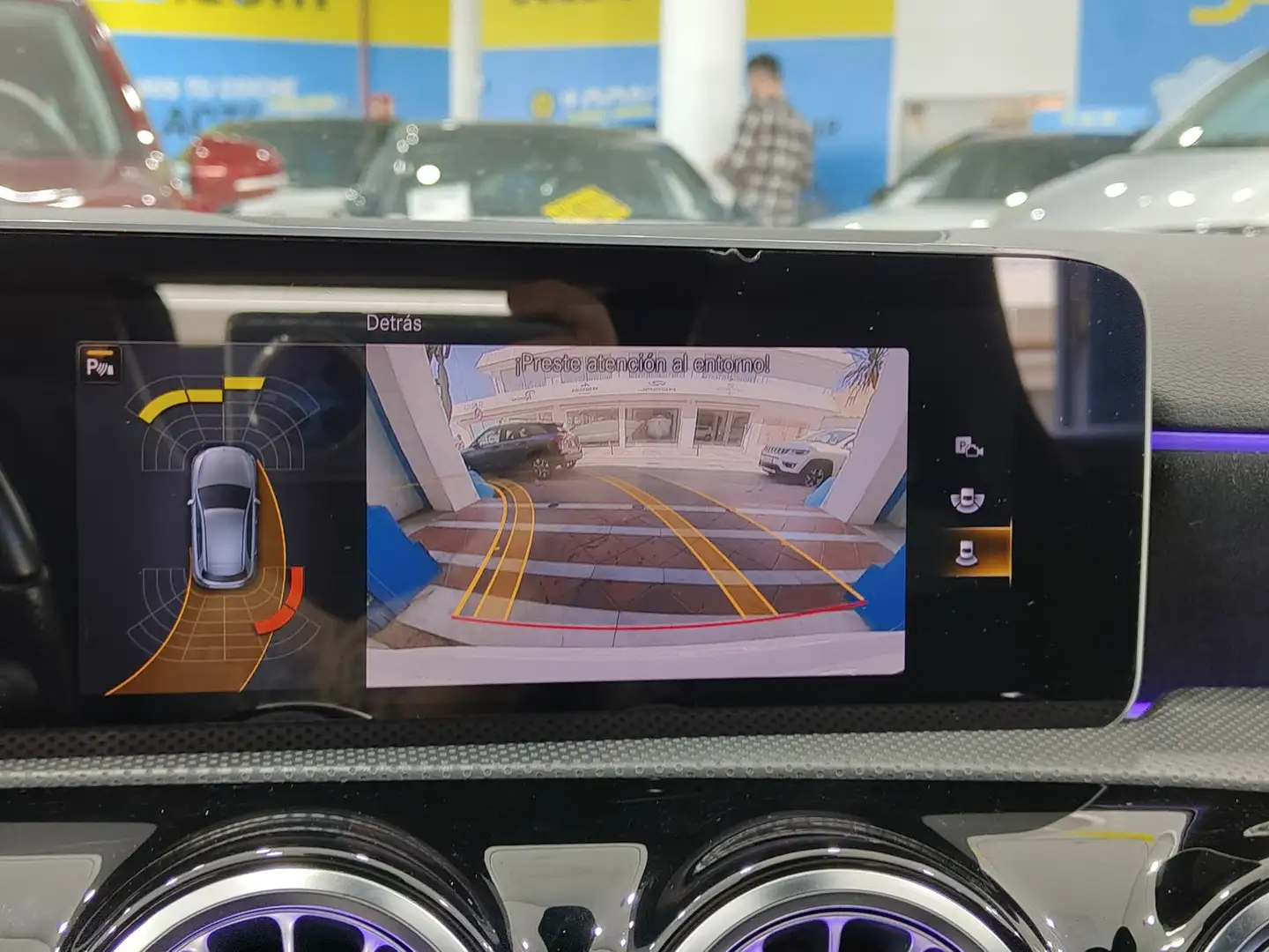 Foto Mercedes Clase A Mercedes-Benz Clase A 180d 85 kW (116 CV) Pack AMG