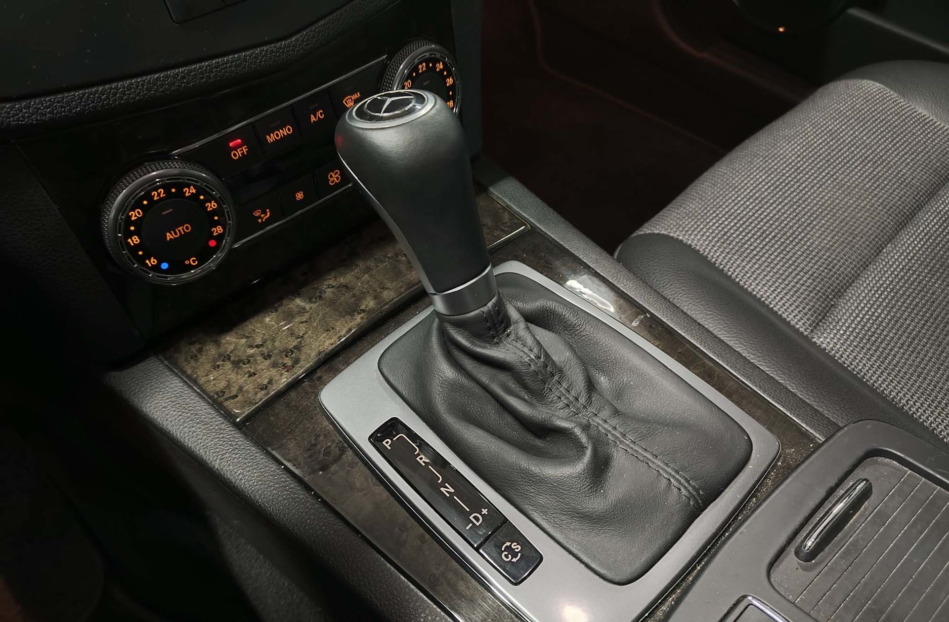 Mercedes-Benz Clase C C 350 Avantgarde - foto 5