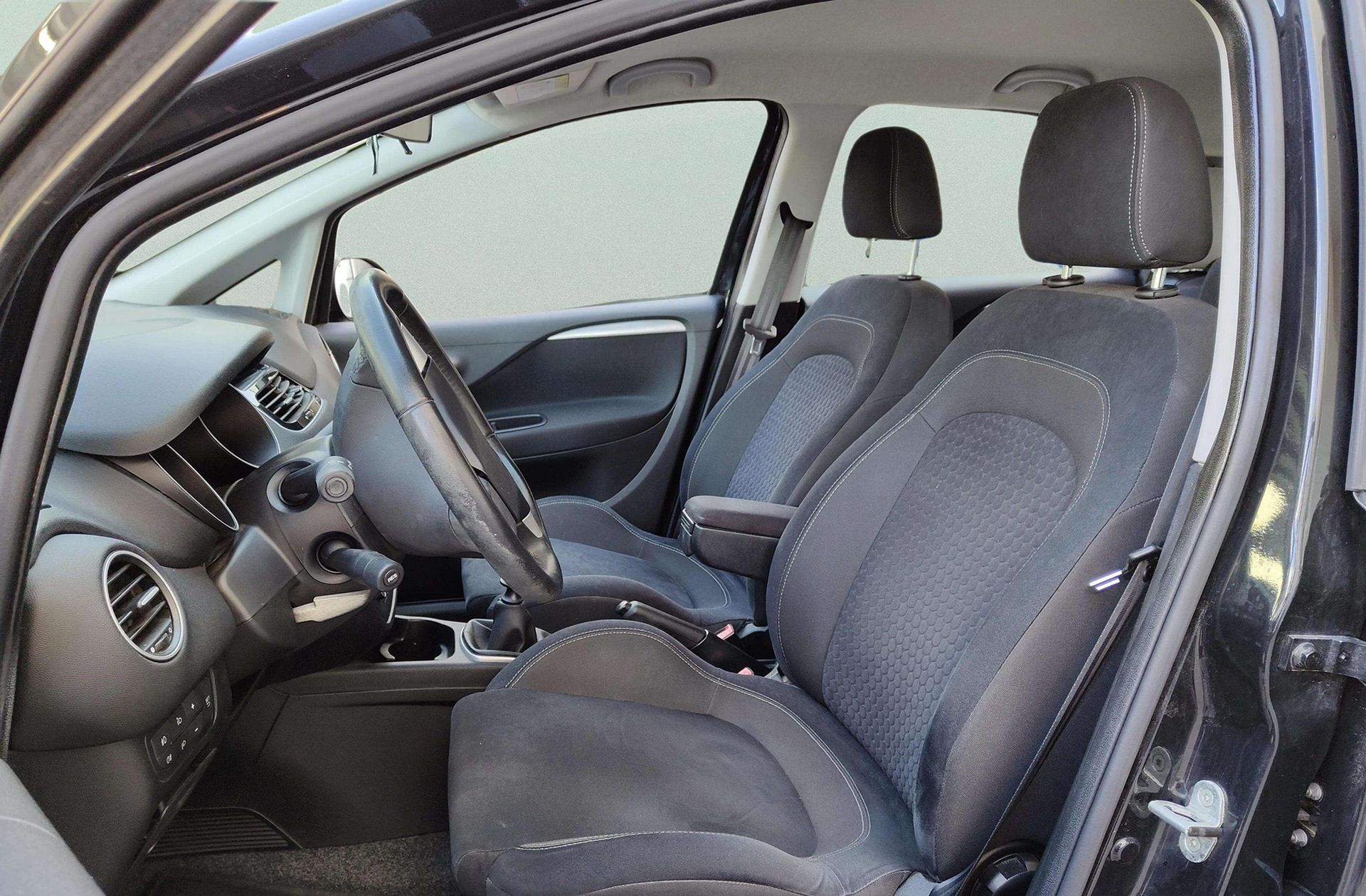 Fiat Punto 1.2 Easy - foto 8