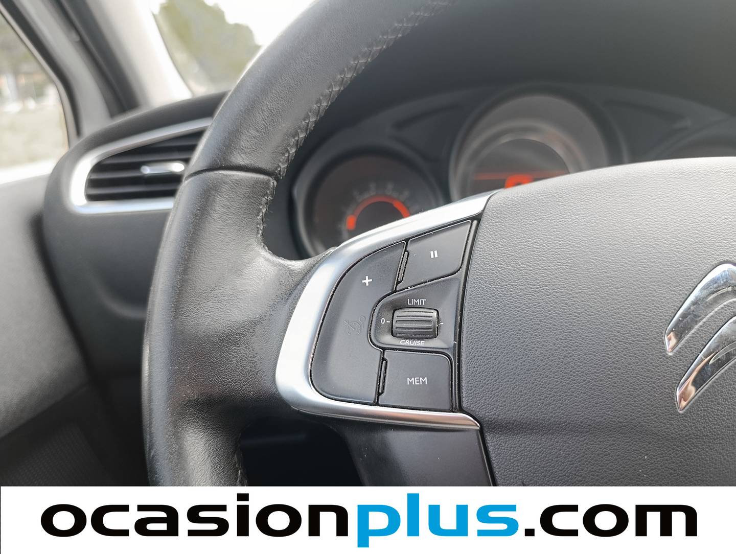 Extras y acabados del Citroën C4 Citroën C4 1.6 HDI Tonic (92 CV)