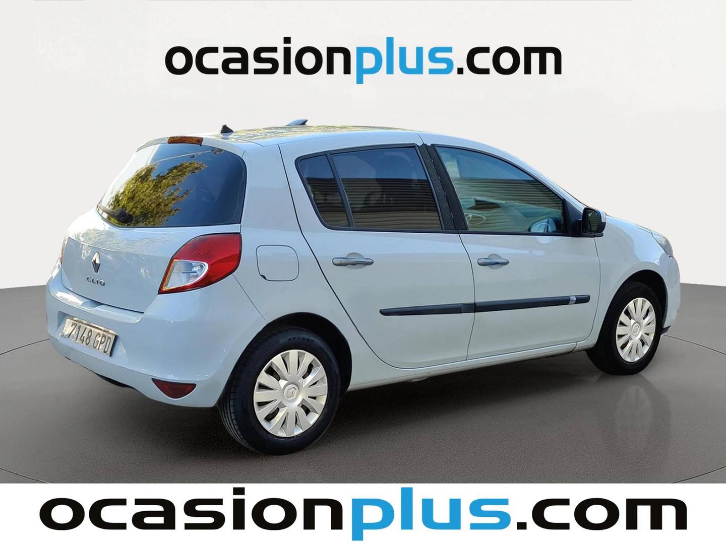 Foto trasera Renault Clio Renault Clio 1.5 dCi Expression (70 CV) derecha