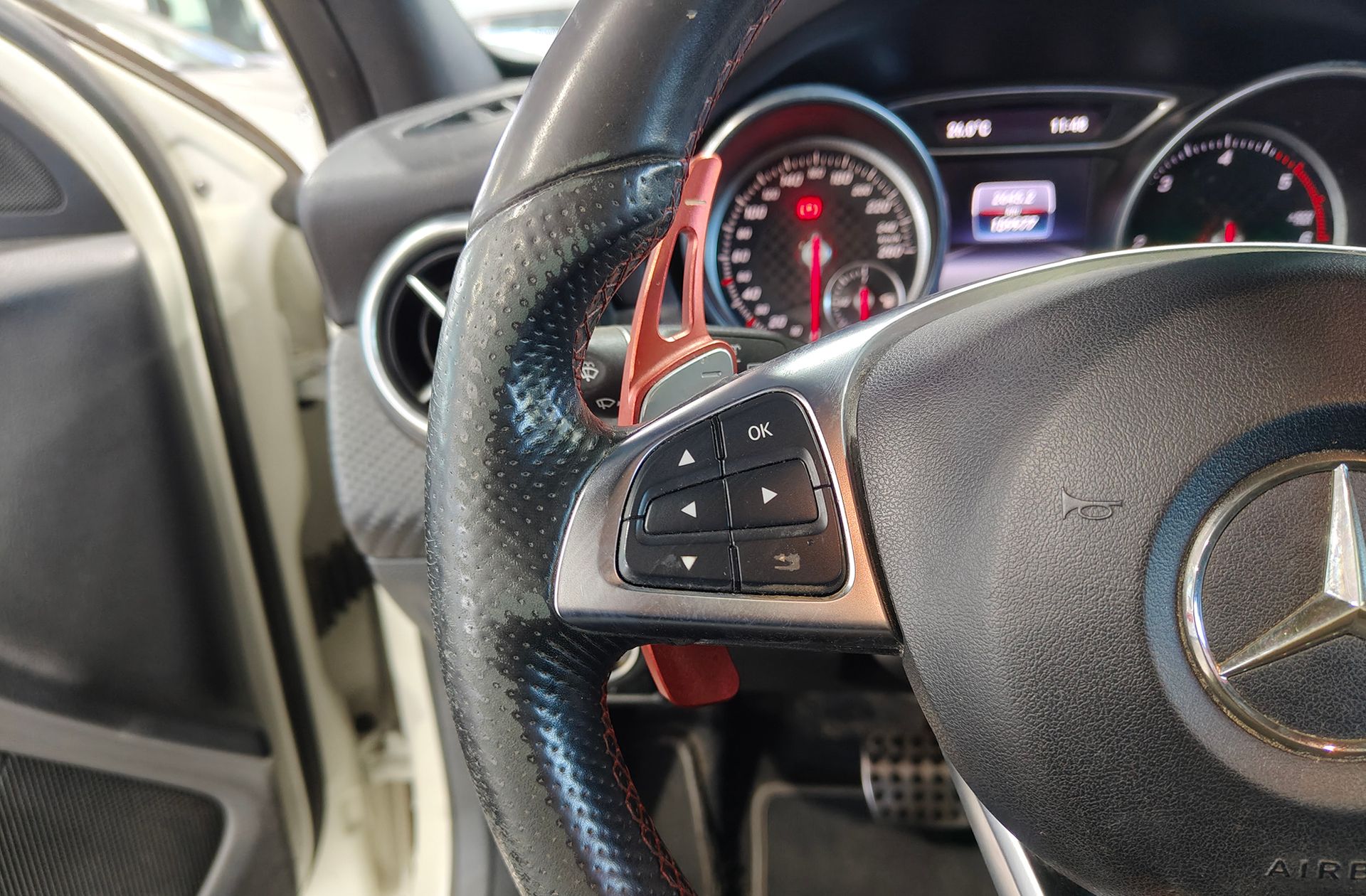Mercedes-Benz Clase A A 200d Pack AMG - foto 23