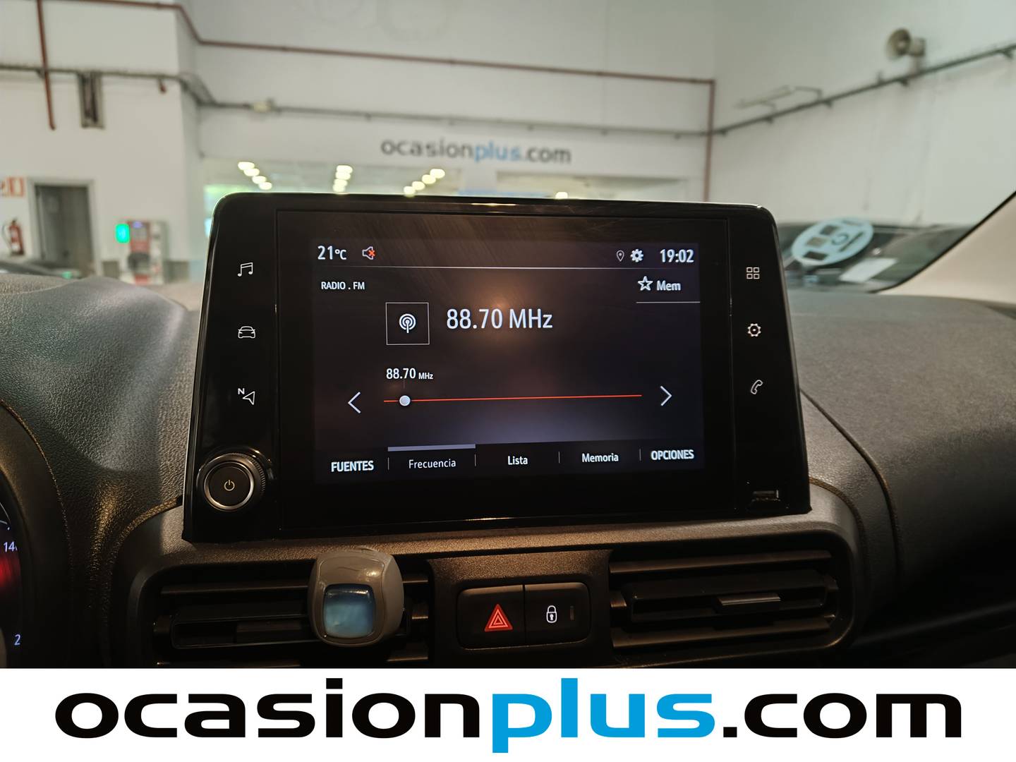 Foto Opel Combo Life Opel Combo Life 1.5 TD Business Edition Plus L1 (102 CV)