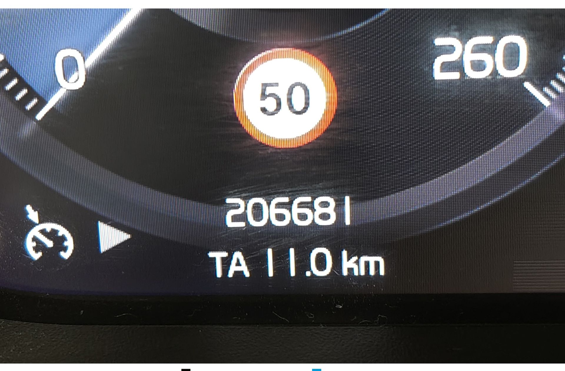 Volvo XC40 T3 - foto 9