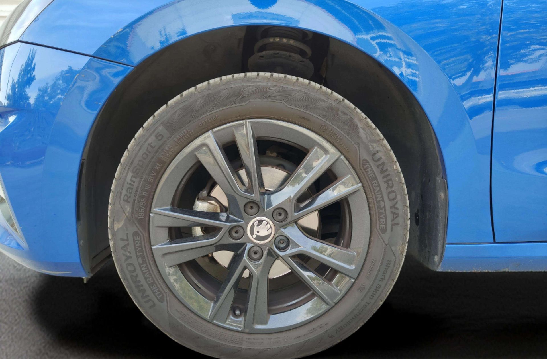 Škoda Fabia 1.0 TSI Style - foto 31