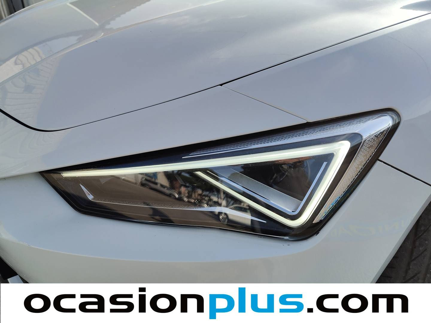 Acabados Seat León Seat León 1.5 TSI S&S FR 25 Aniversario (116 CV)