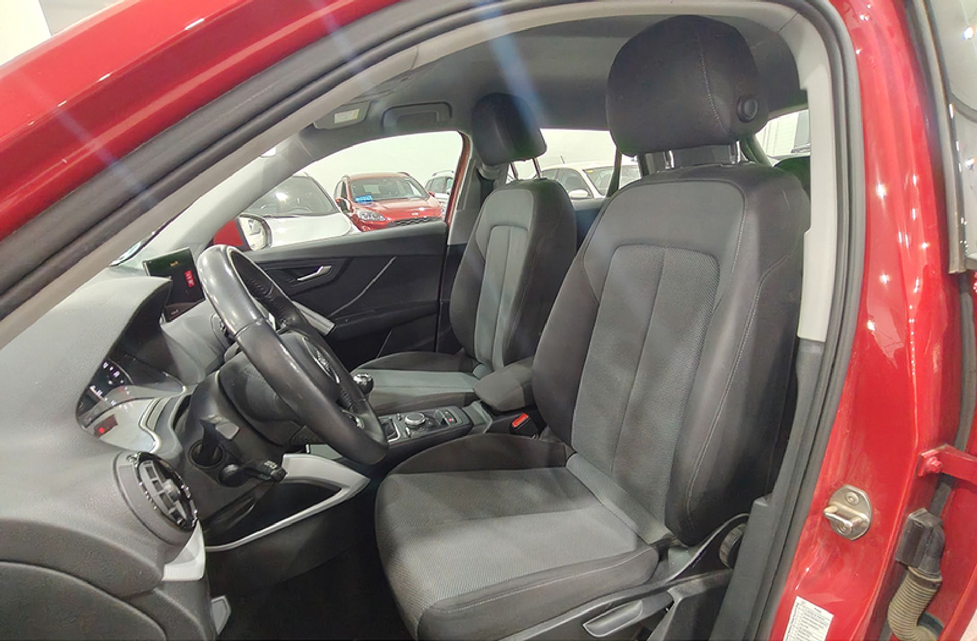 Audi Q2 design edition 1.6 TDI - foto 11