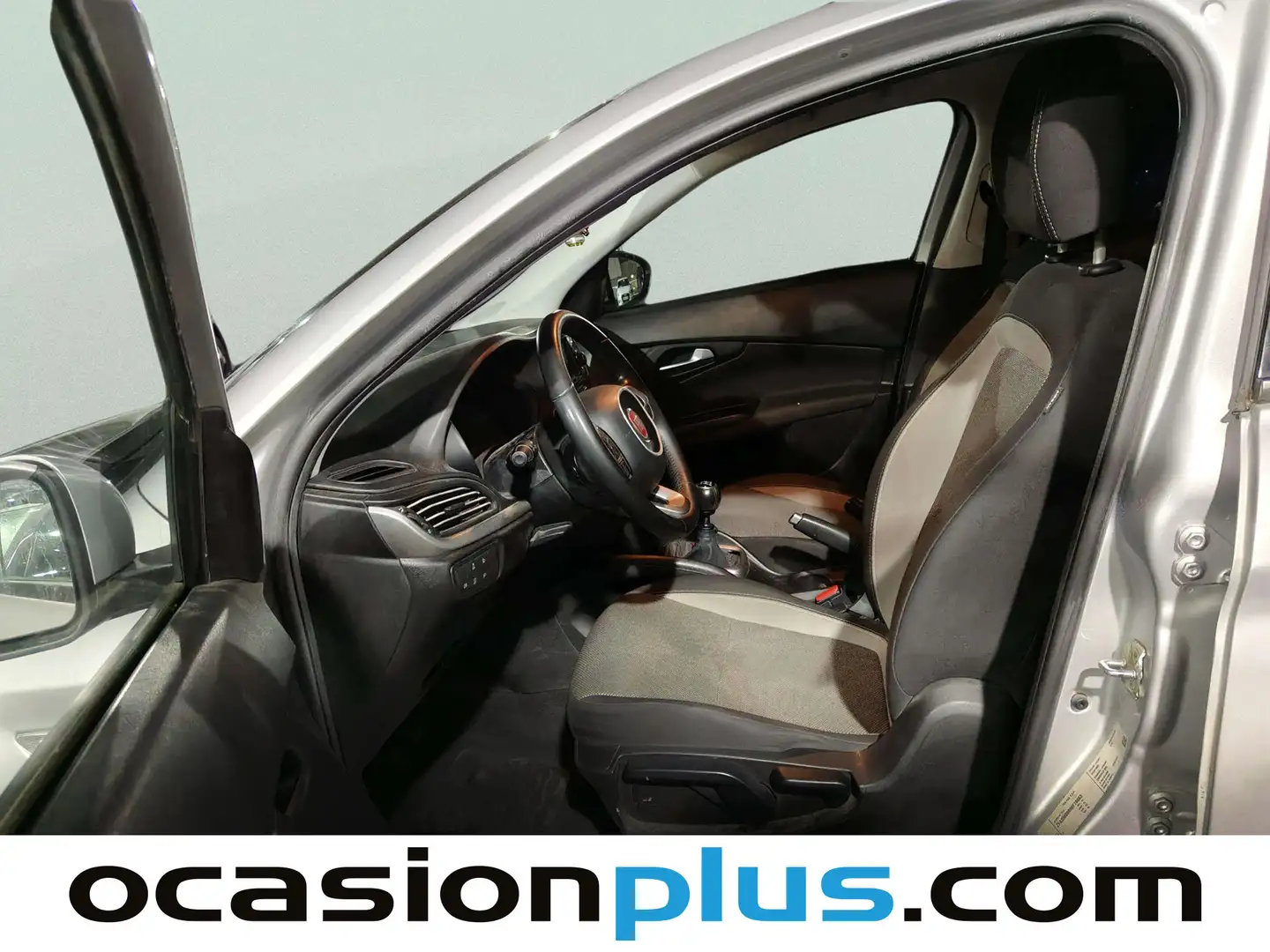 Foto Fiat Tipo Fiat Tipo Sedan Sedan 1.4 16v Easy (95 CV)