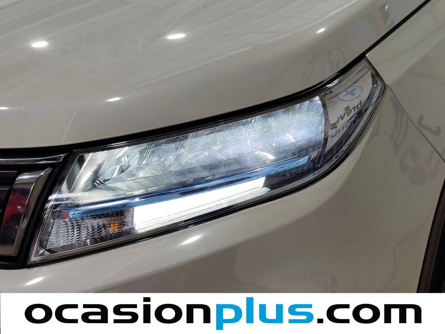 Acabados Suzuki Vitara Suzuki Vitara 1.4 T Mild Hybrid GLE 4WD (129 CV)