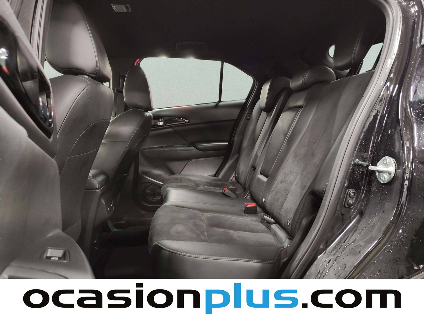 Foto Mitsubishi Eclipse Cross Mitsubishi Eclipse Cross 2.4 PHEV Kaiteki 4WD Auto (188 CV)