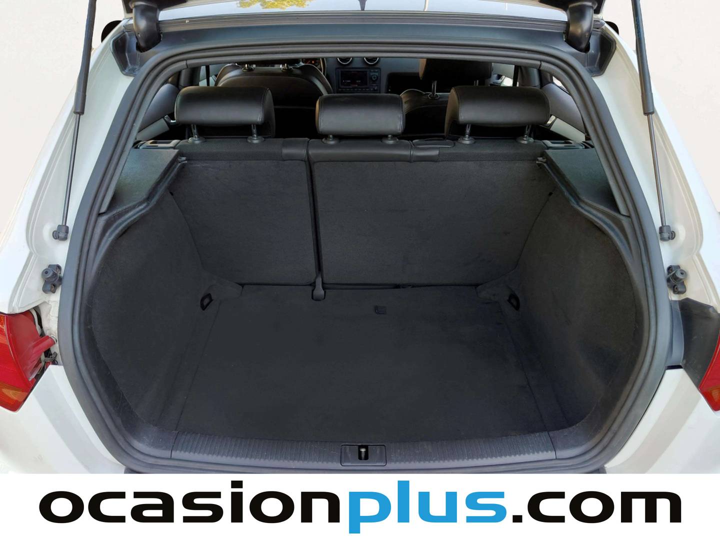 Fotos maletero Audi A3 Audi A3 Sportback Ambition 2.0 TDI DPF (170 CV) S tronic Pack S-Line