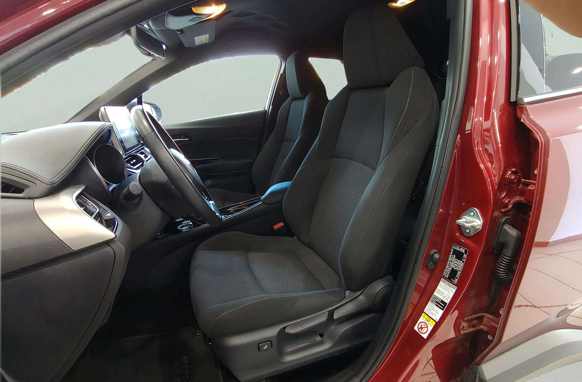 Toyota C-HR 1.8 125H Advance - foto 10
