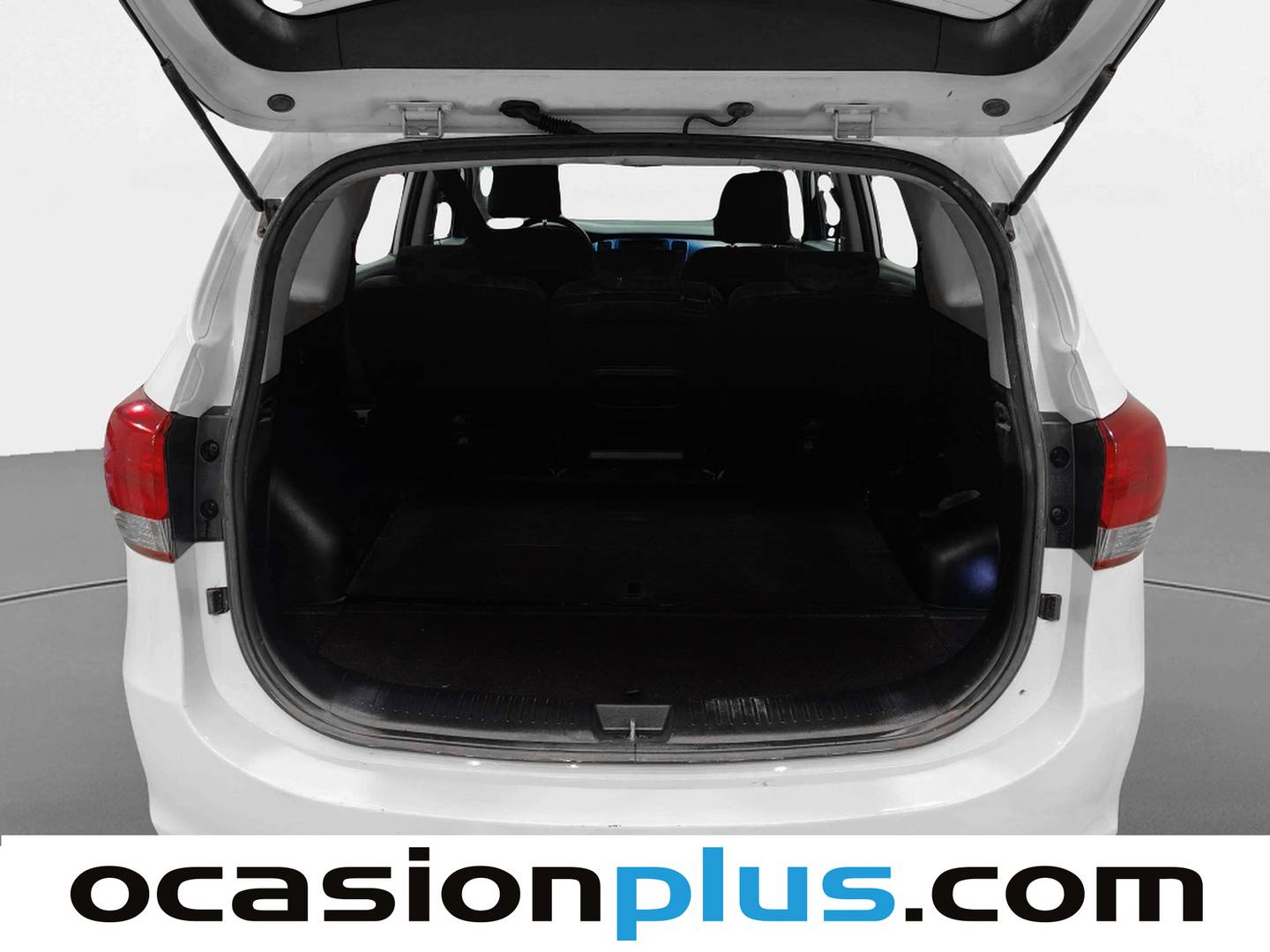 Fotos maletero KIA Carens KIA Carens 1.7 CRDi VGT Concept Eco-Dynam (115 CV)