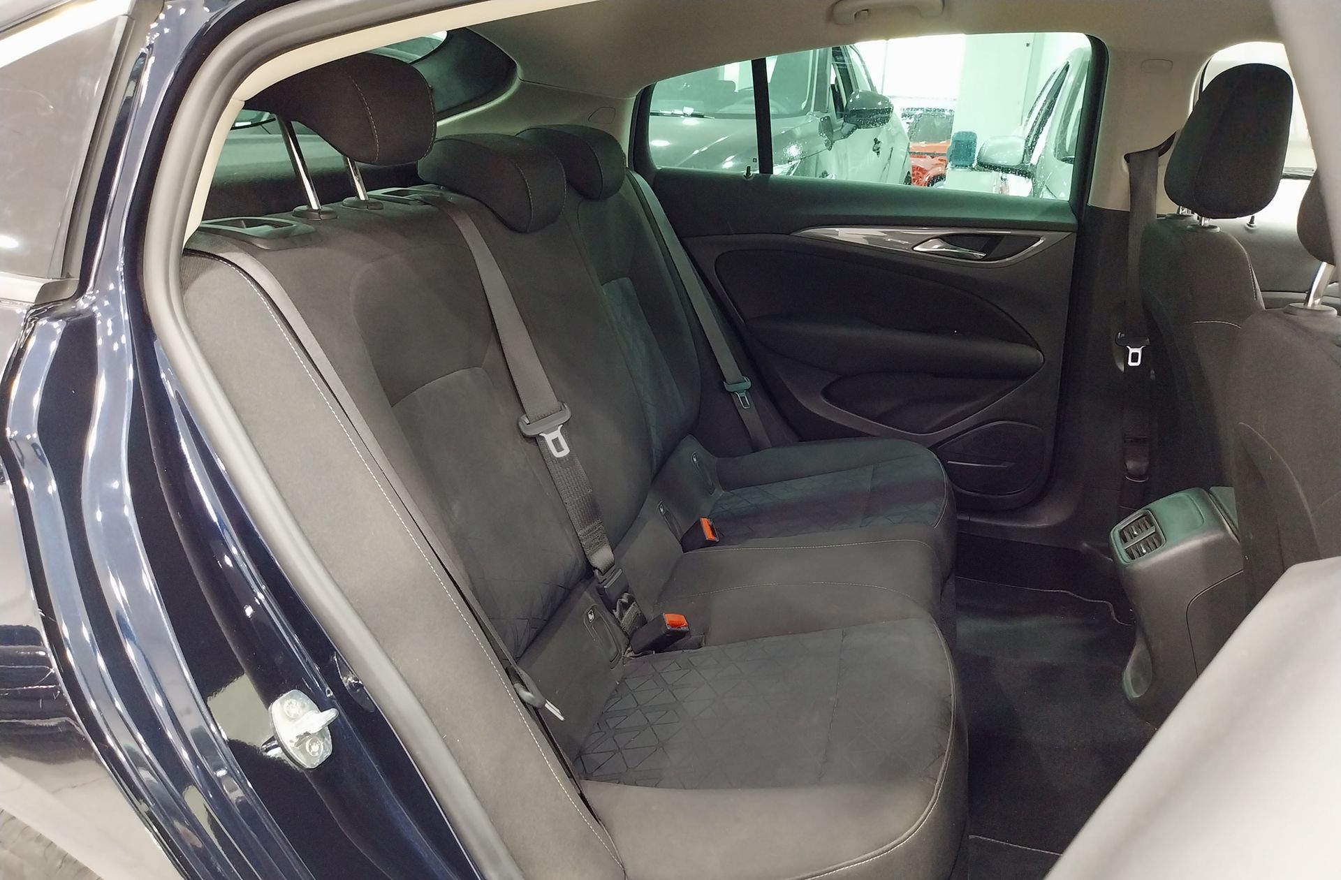 Opel Insignia GS 1.6 CDTI Turbo D 120 Aniversario - foto 16