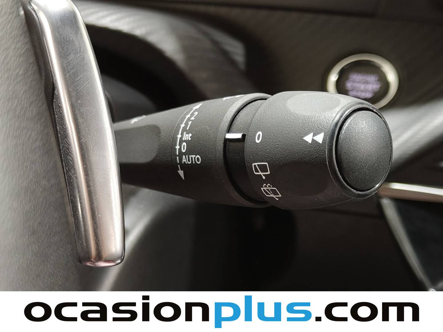 Peugeot 2008 Peugeot 2008 Allure Hybrid eDCS6 (145 CV) km 0