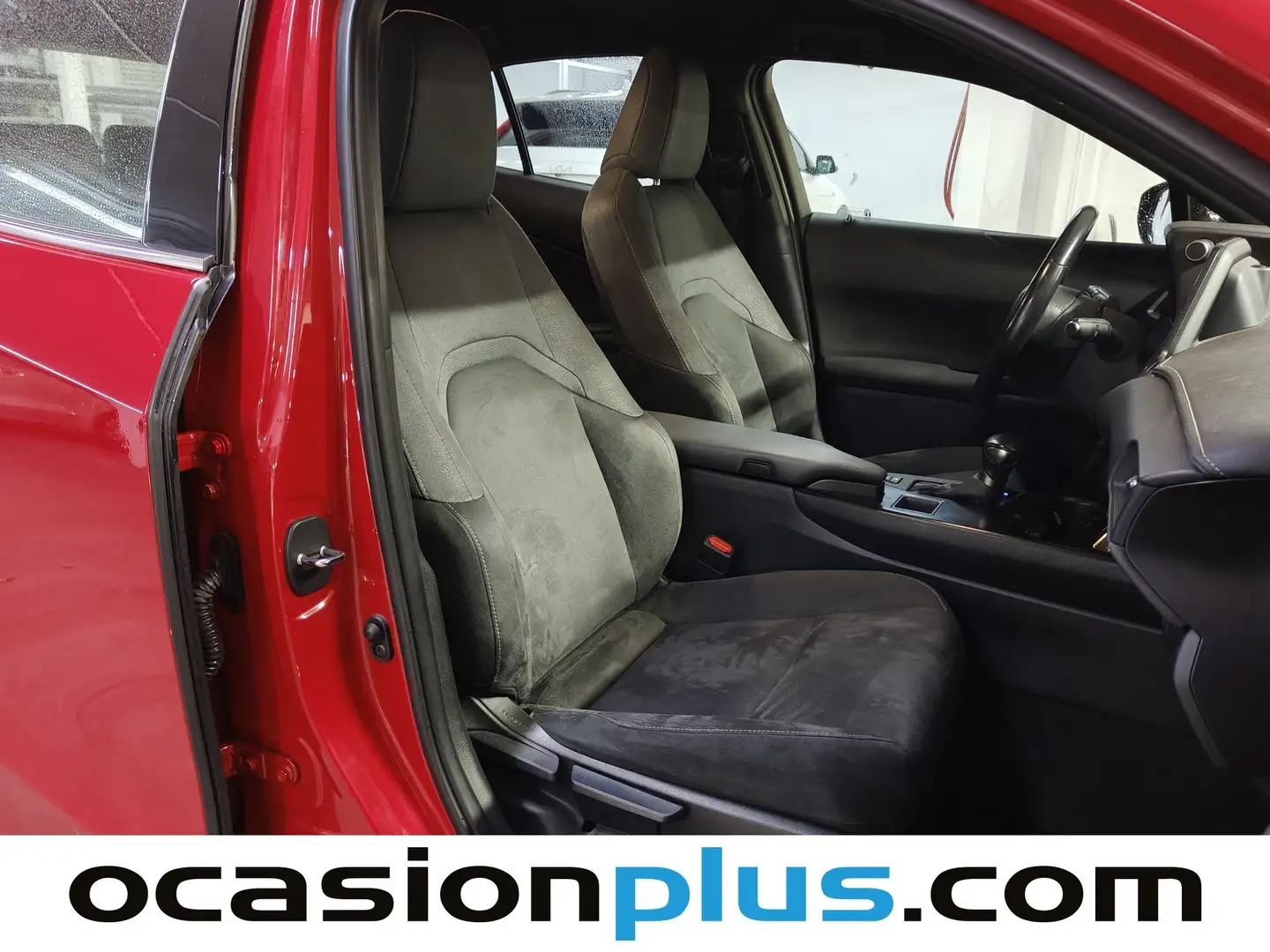 Foto Lexus UX Lexus UX 250h Business 2WD (184 CV)