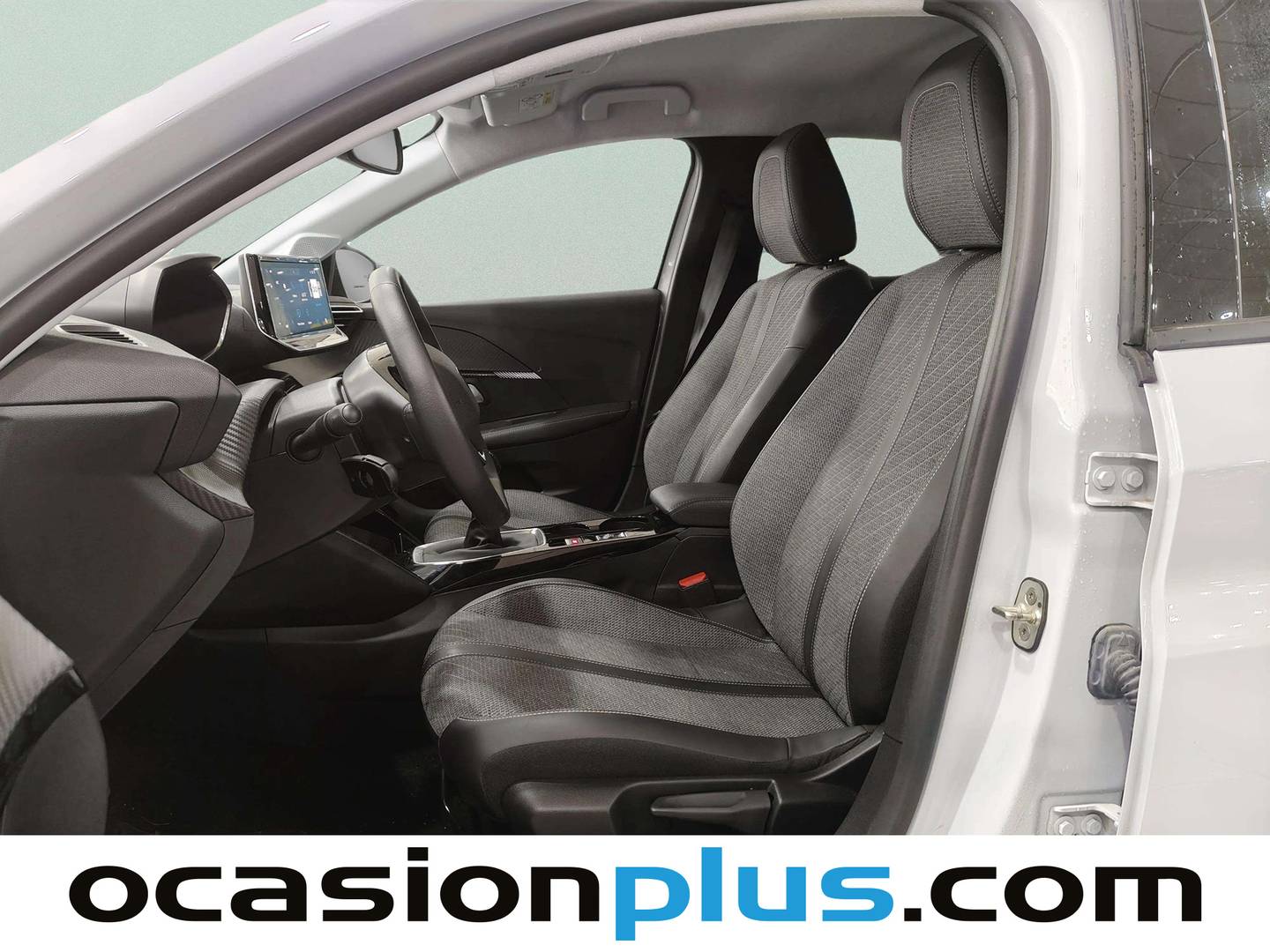 Foto asientos delanteros Peugeot 208 Peugeot 208 PureTech 100 Allure (100 CV)