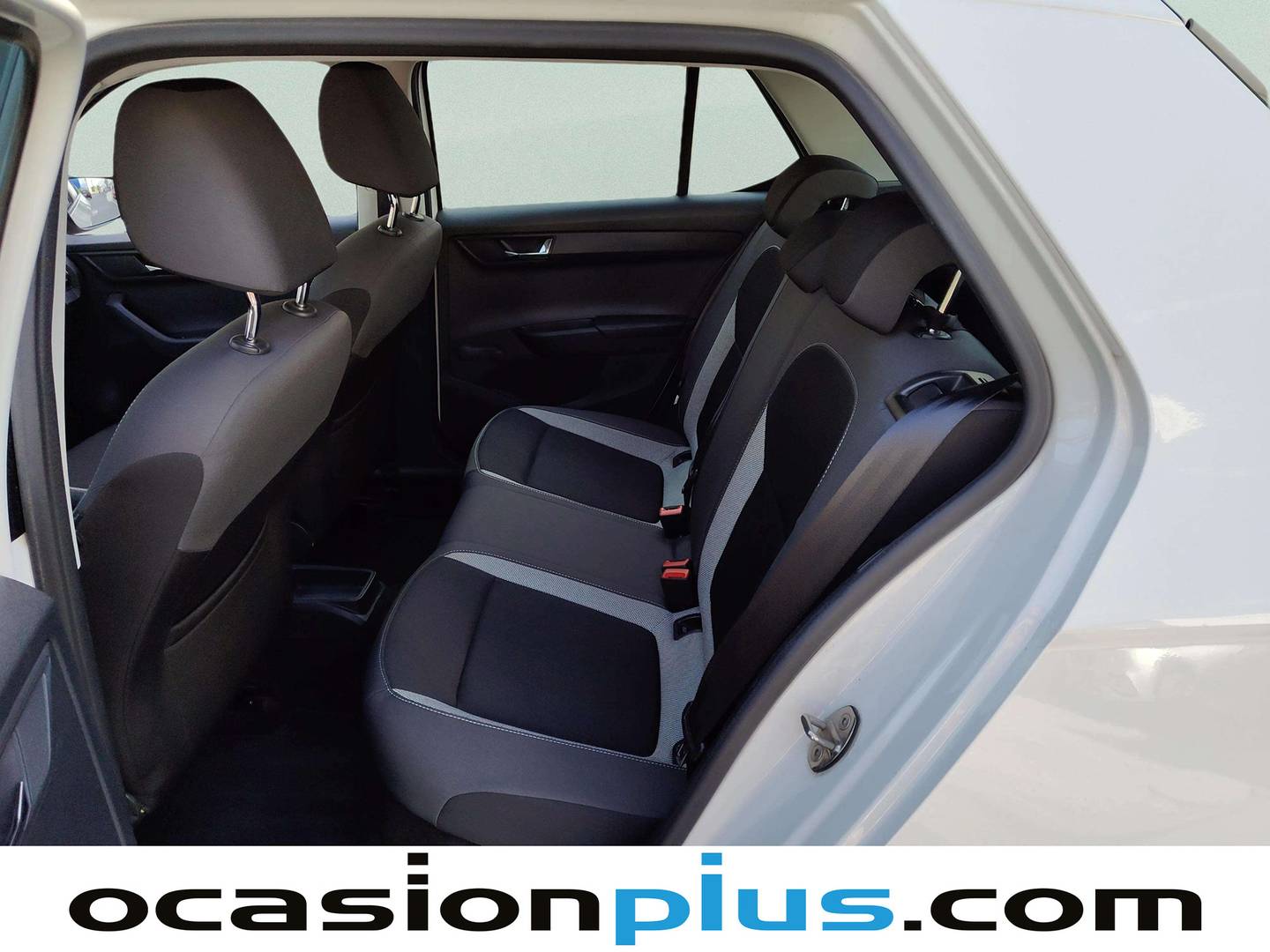 Foto asientos traseros Skoda Fabia Skoda Fabia 1.4 TDI Ambition (90 CV)