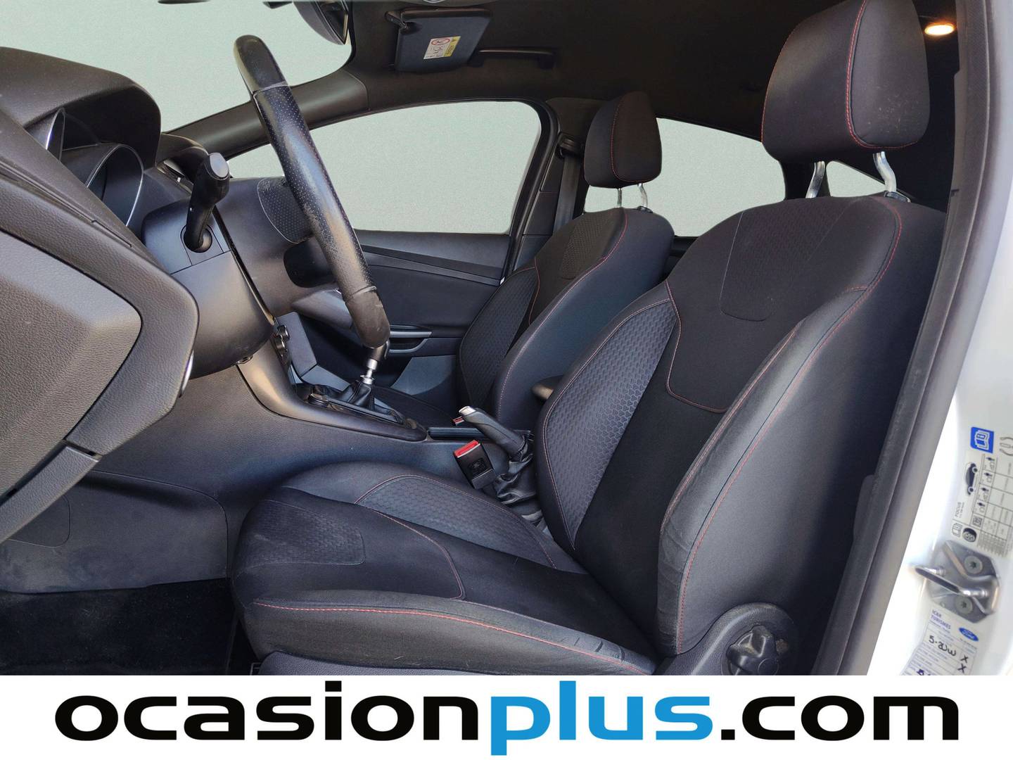 Foto asientos delanteros Ford Focus Ford Focus 1.0 Ecoboost S&S ST-Line (125 CV)