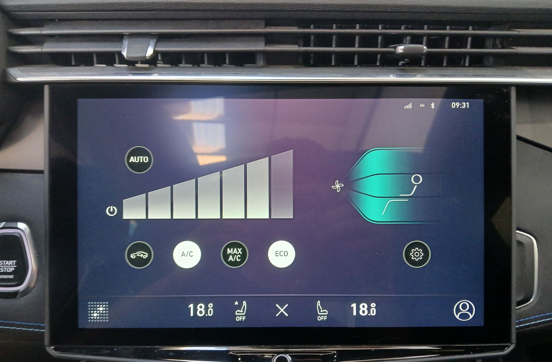 Lynk & Co 01 1.5 PHEV - foto 38