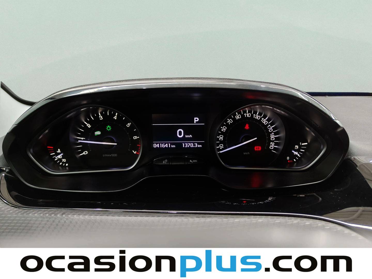 Peugeot 208 Peugeot 208 PureTech 110 S&S Tech Edition EAT6 (110 CV) automático