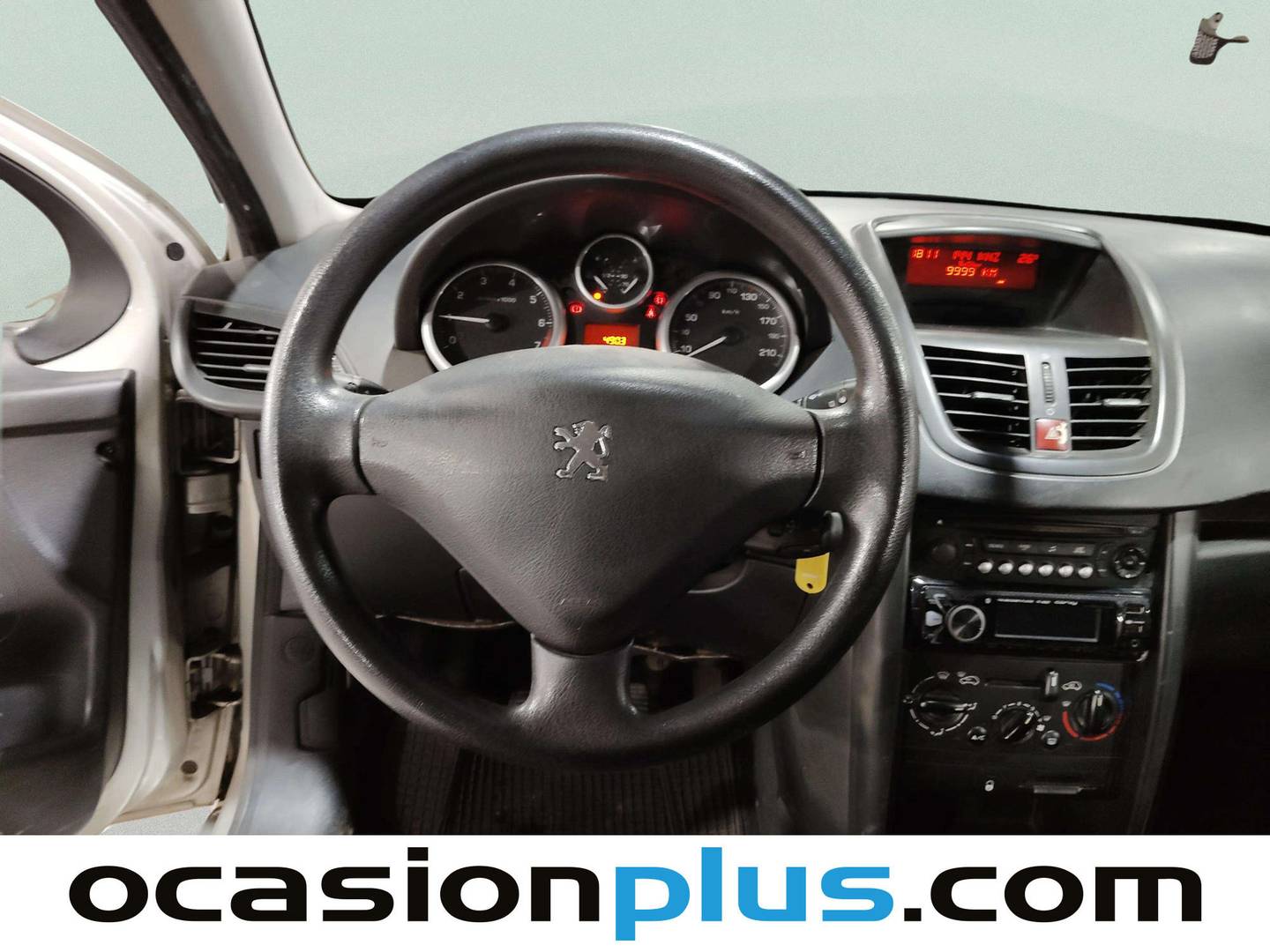 Peugeot 207 Peugeot 207 1.4 Urban (75 CV) gasolina