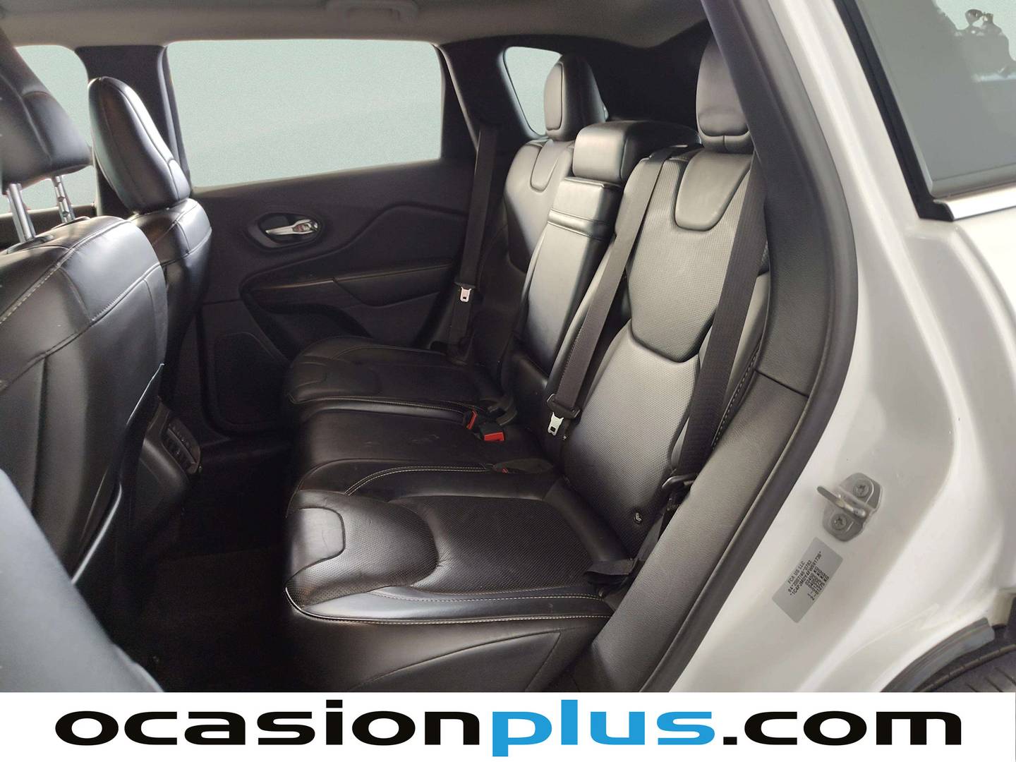 Foto asientos traseros Jeep Cherokee Jeep Cherokee 2.0 CRD Limited 4x4 Active D. I (140 CV)