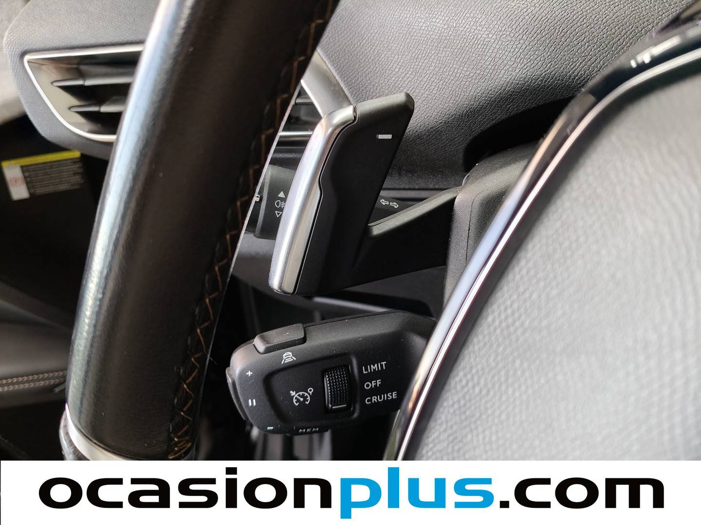 Foto Peugeot 3008 Peugeot 3008 PureTech 130 S&S GT EAT8  (130 CV)