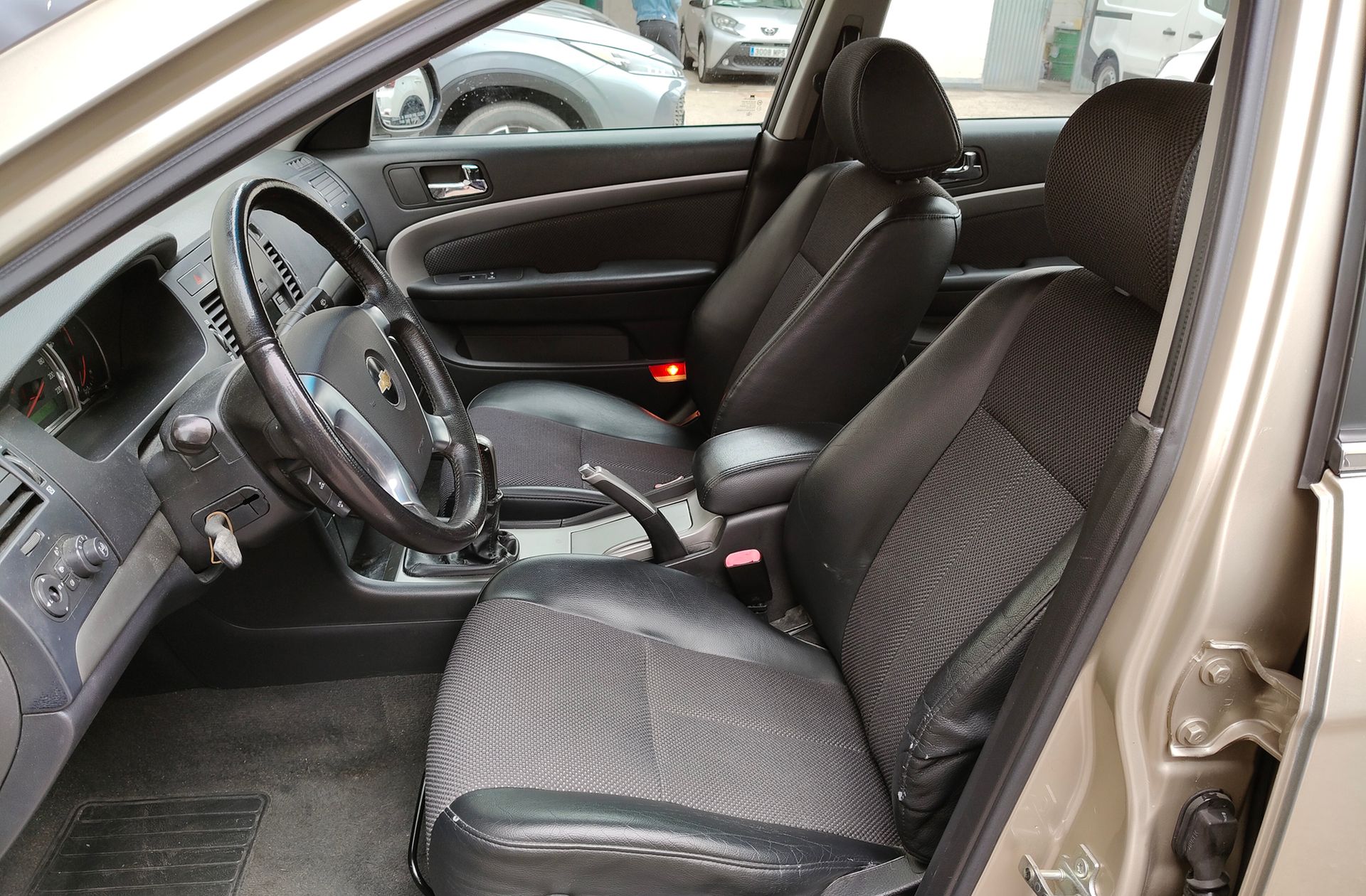 Chevrolet Epica 2.0 Vcdi 16v LT - foto 8