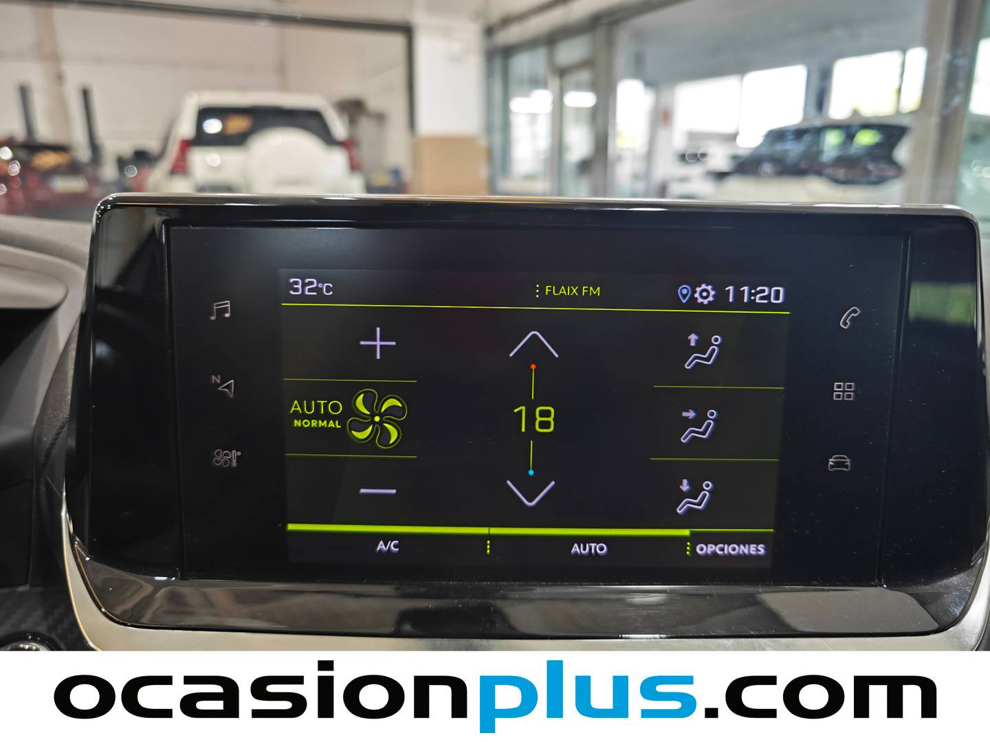 Foto Peugeot 2008 Peugeot 2008 PureTech 130 S&S Allure Pack (130 CV)