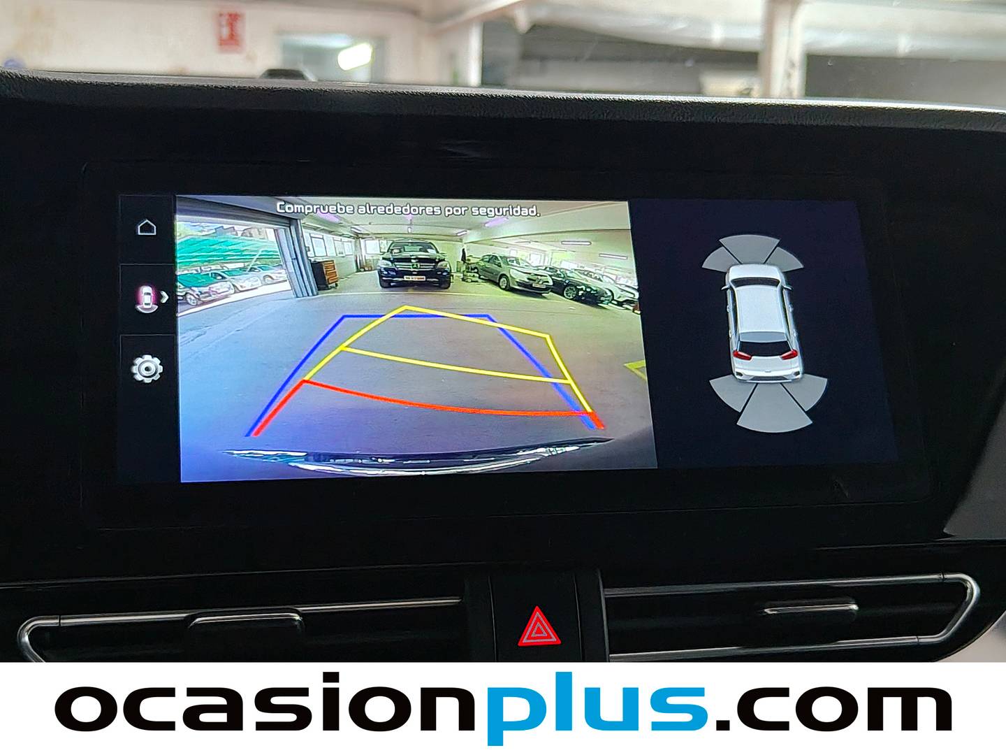 Acabados KIA Niro KIA Niro 1.6 GDi HEV Emotion (141 CV)