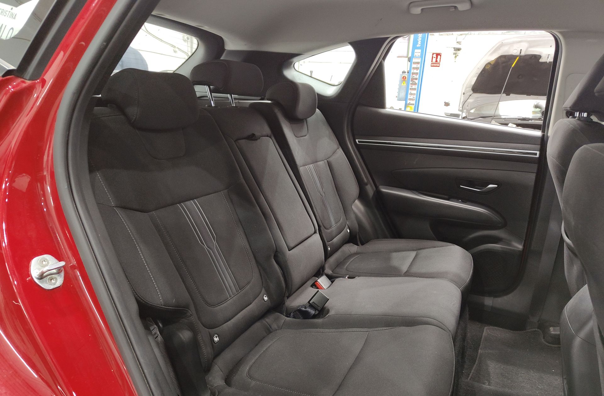 Hyundai Tucson 1.6 CRDi 48V Maxx DCT - foto 17